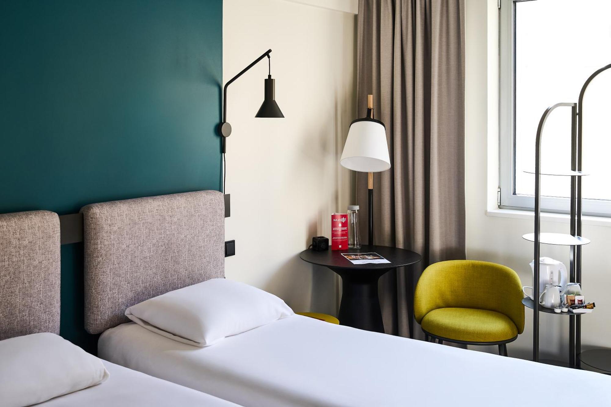 Ibis Wenceslas Square Hotel 3*